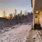 Cozy One Bedroom At Premises * Tromsø