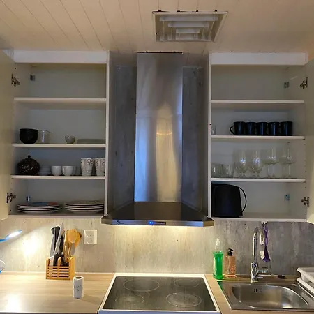 Cozy One Bedroom At Premises דירה טרומסה